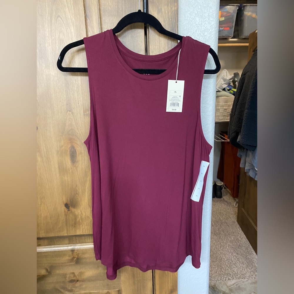 Flowy Maroon/Wine Top